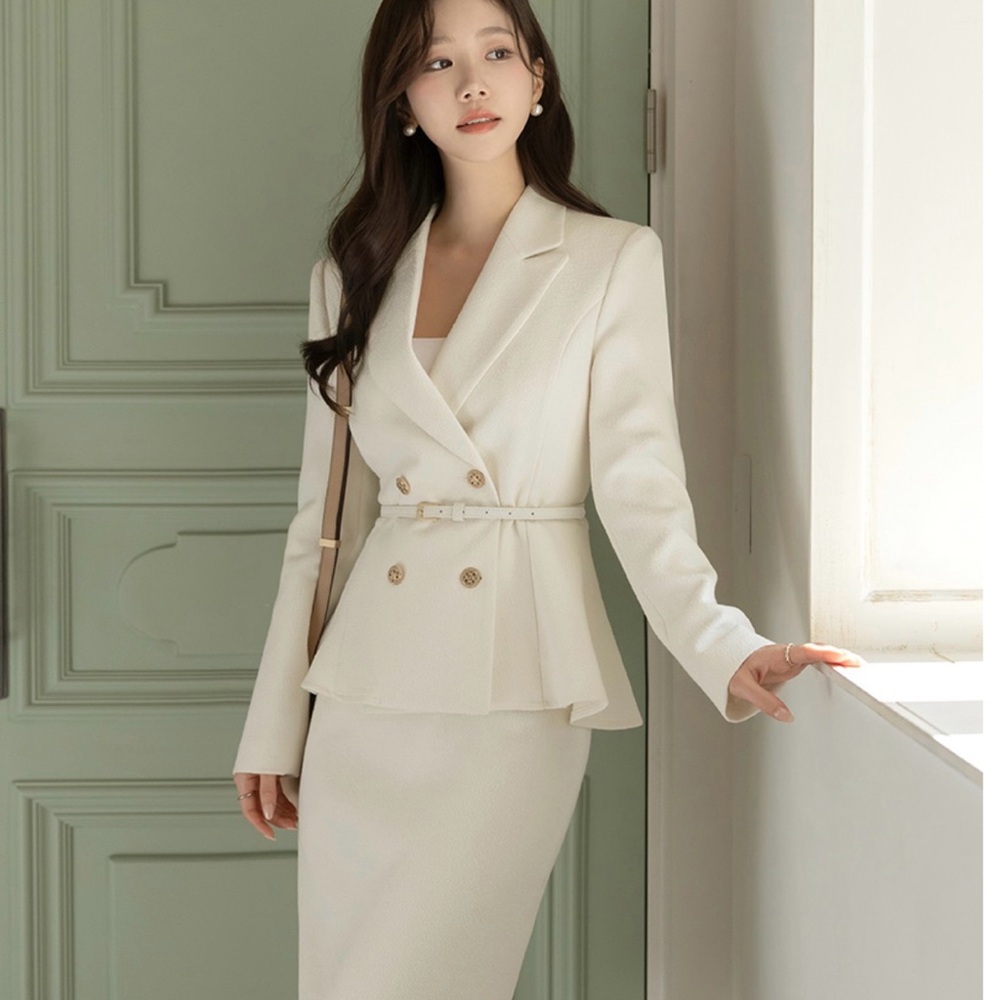 Ode Korean Elegant White skirt suit size 4
